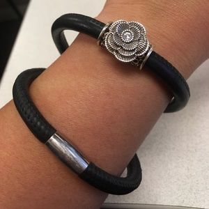 Brighton Leather Woodstock Double w/Blossom Bead